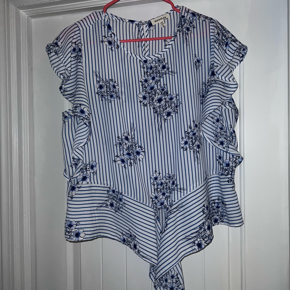 Women’s Front Tie Shirt